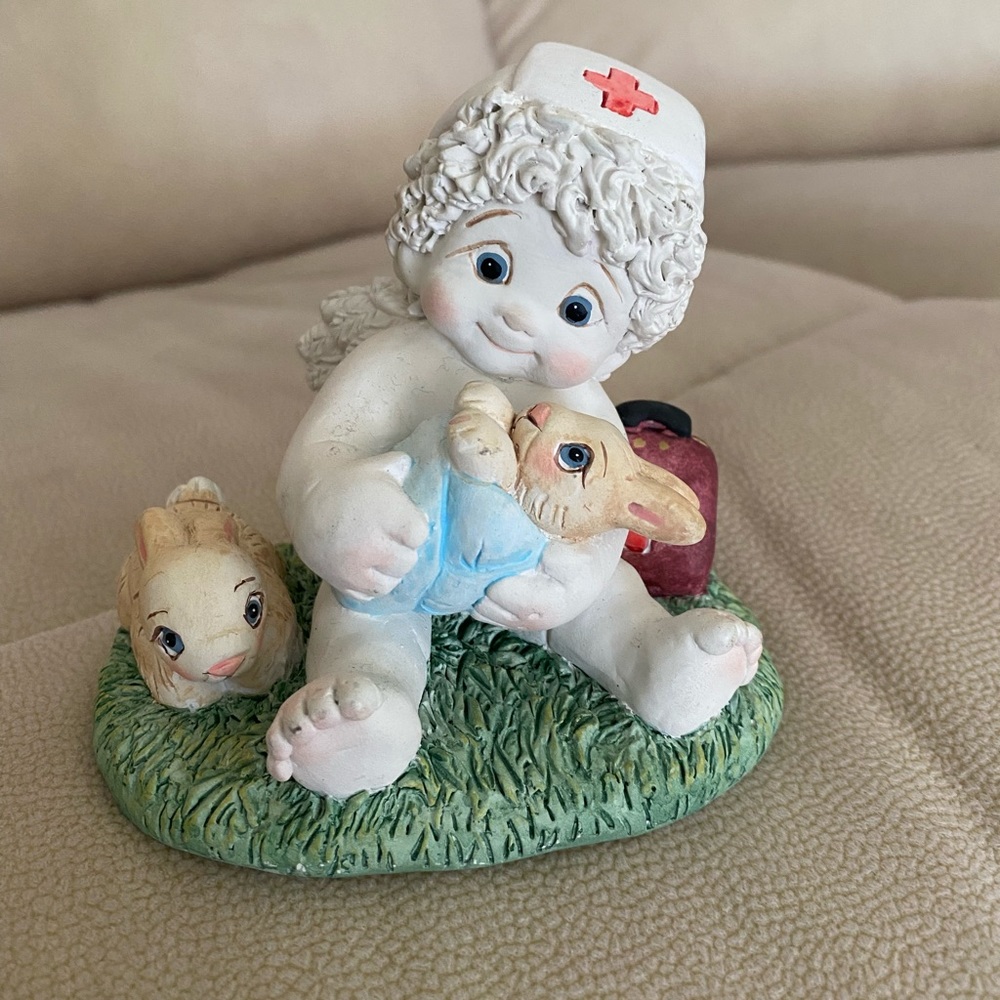 Nurse dreamsickle figurine